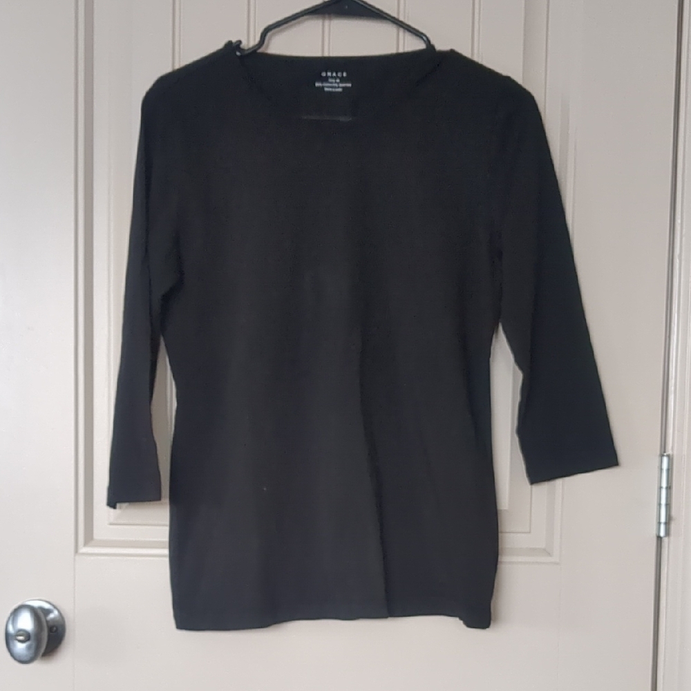 Grace Black 3/4 Sleeve Top